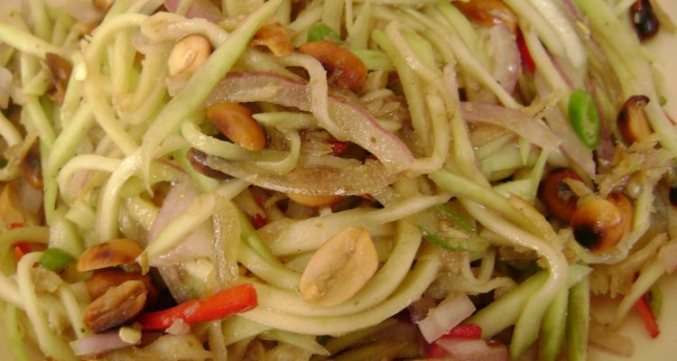 Resipi Salad Mangga/ Kerabu Mangga – Asap Dapur